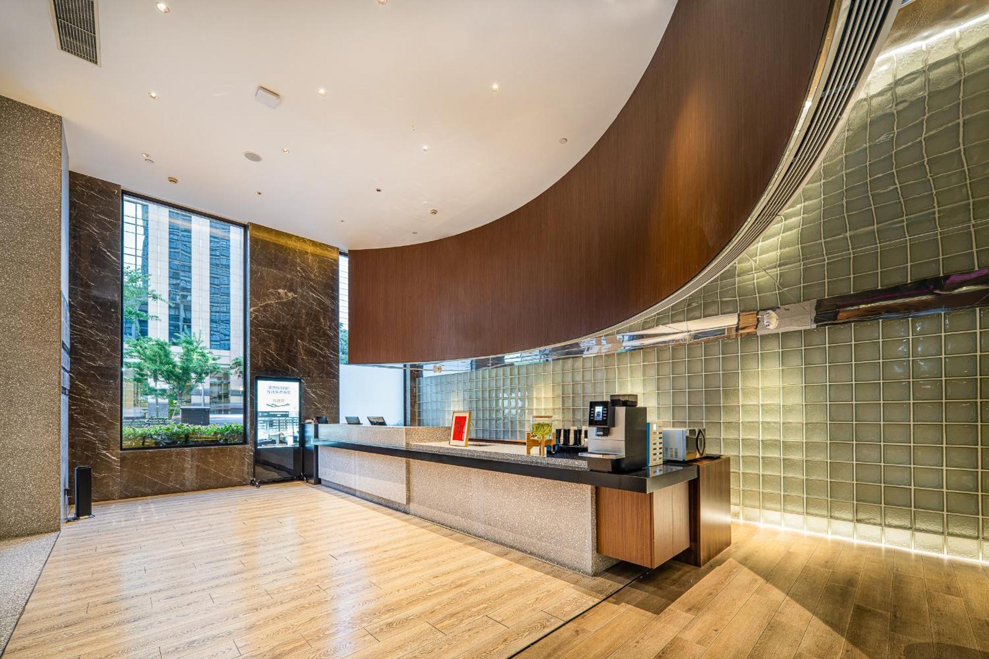Suisse Place Hongqiao Thượng Hải